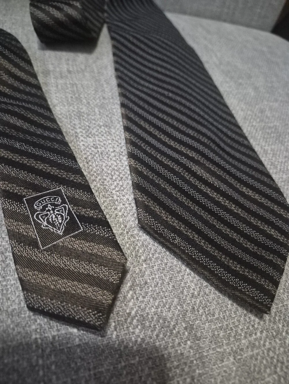 Authentic GUCCI Silk Tie Brown Charcoal Diagonal Stripe Embroidered Crest 3.75
